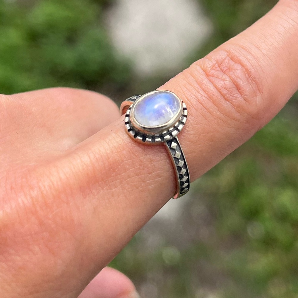 Moonstone ring - Picture 3 of 3